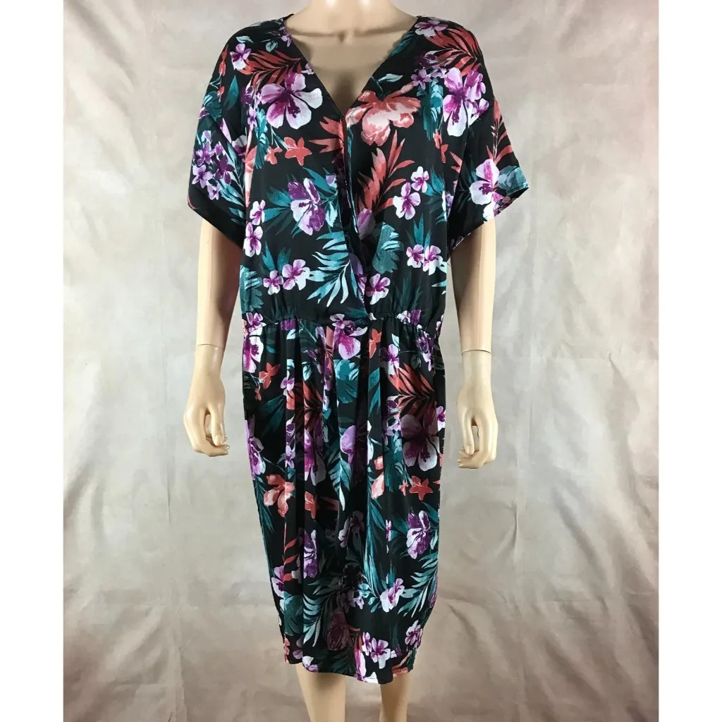 BOBEAU Satin Twist Front Black Floral-Print Dress MEDIUM - Image 4
