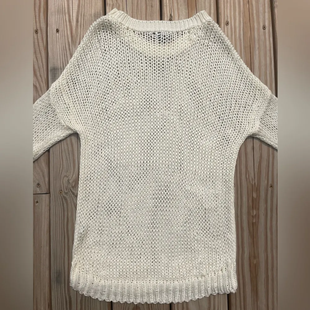 American Eagle Outfitters small pullover off-white sweater - Image 5