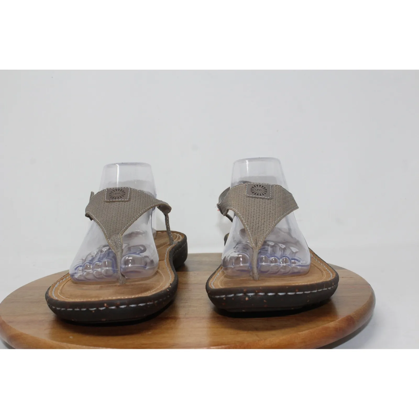 UGG Australia Womens Sefina Gray Thong Sandals Adjustable‎ Buckle Size 11 - Image 3
