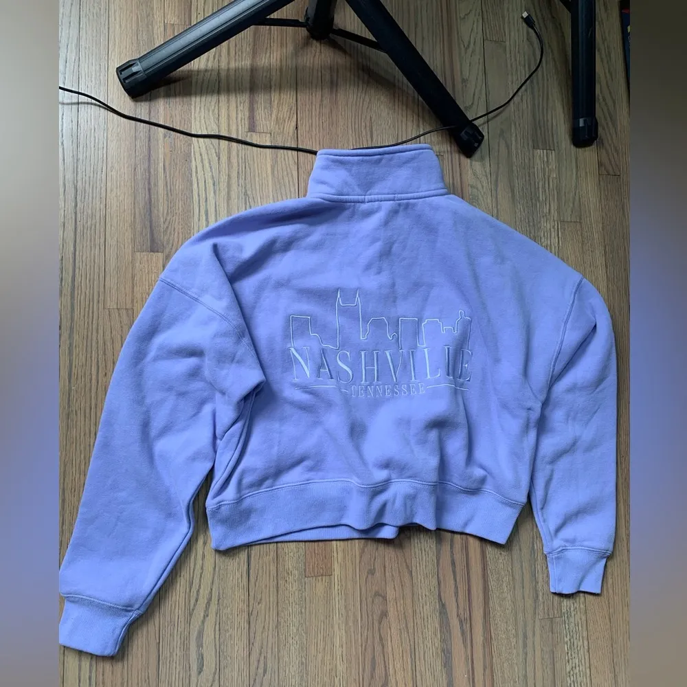 Nash s/m purple cropped 1/4 zip Nashville Tennessee - Image 6