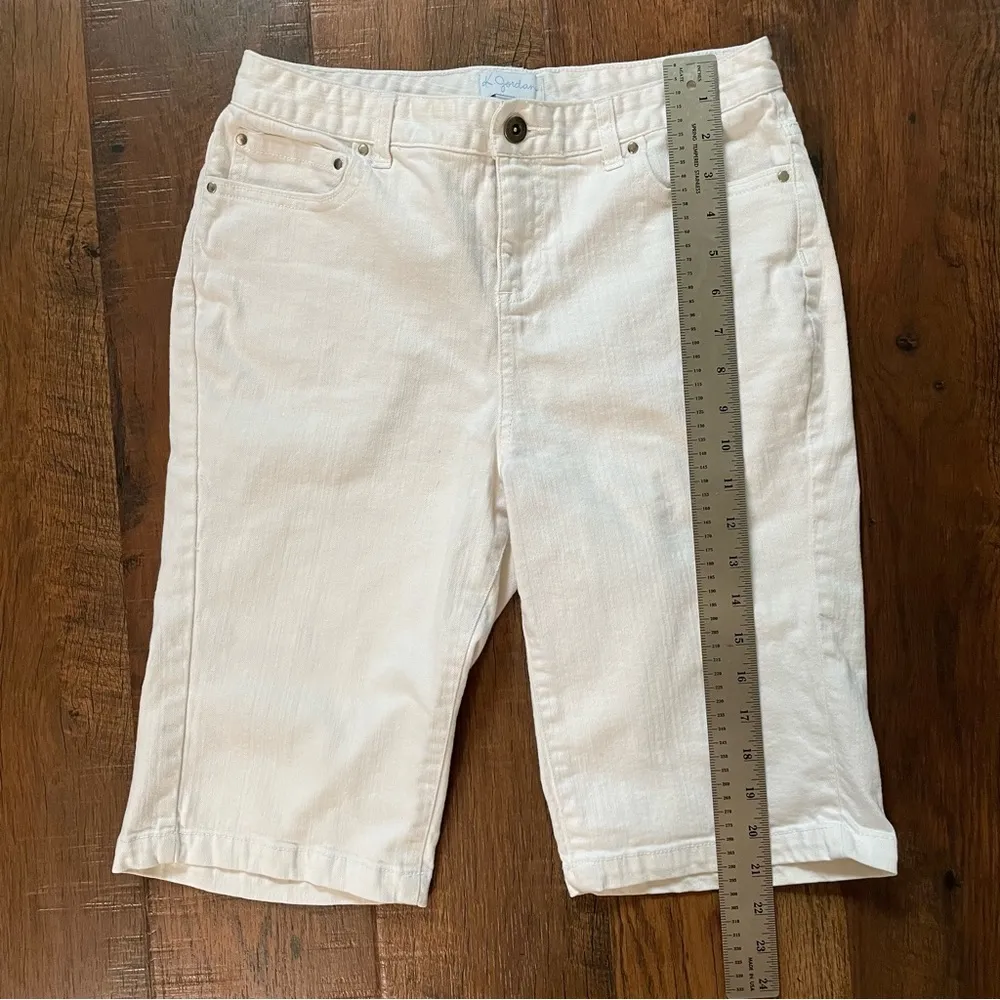 K JORDAN white denim shorts, size 6 - Image 7