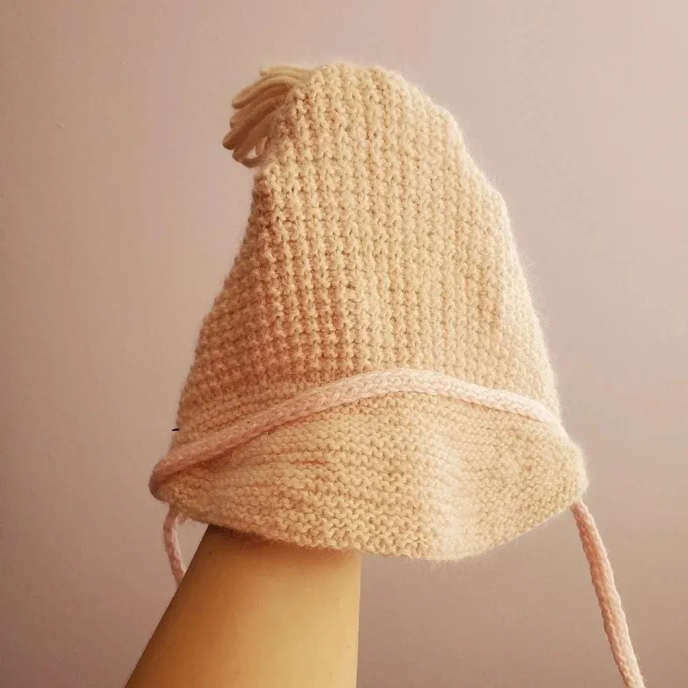 Knitted blush pink hat​​ - Image 2