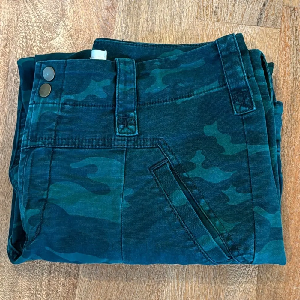 Anthropologie Austin Camo Cargo Pants Size 29 - Image 16