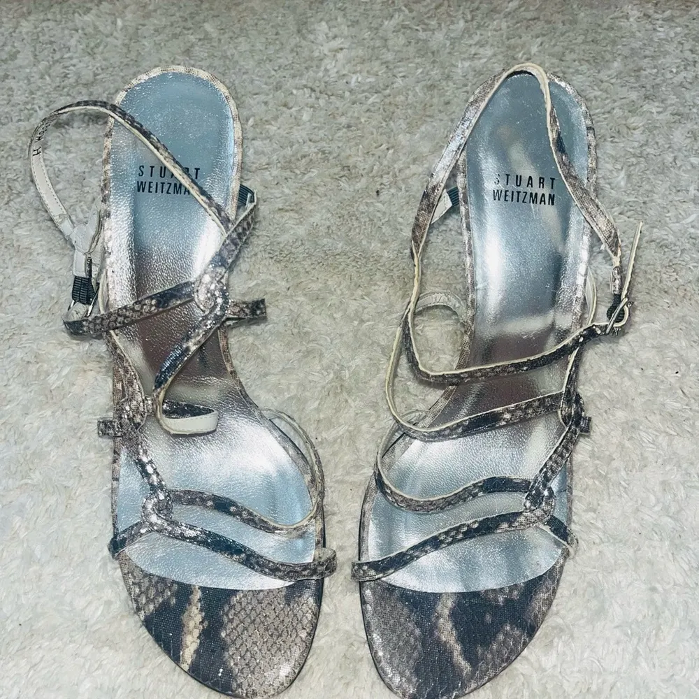 Stuart Weitzman Cosacrobat Silver Cosmic Serpent Leather Strappy Heels - Image 2