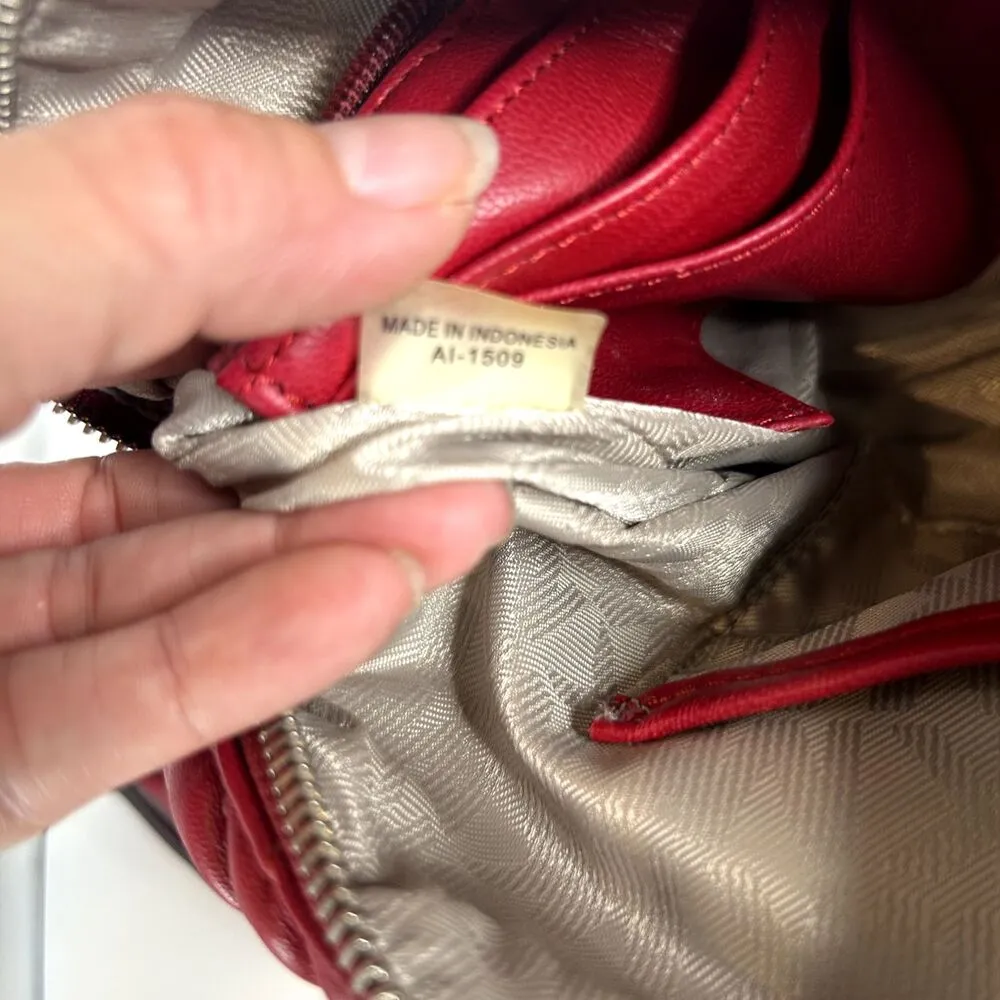 MICHAEL KORS Cherry Red Susannah Lock Messenger Crossbody Bag Purse ChevronQuilt - Image 10