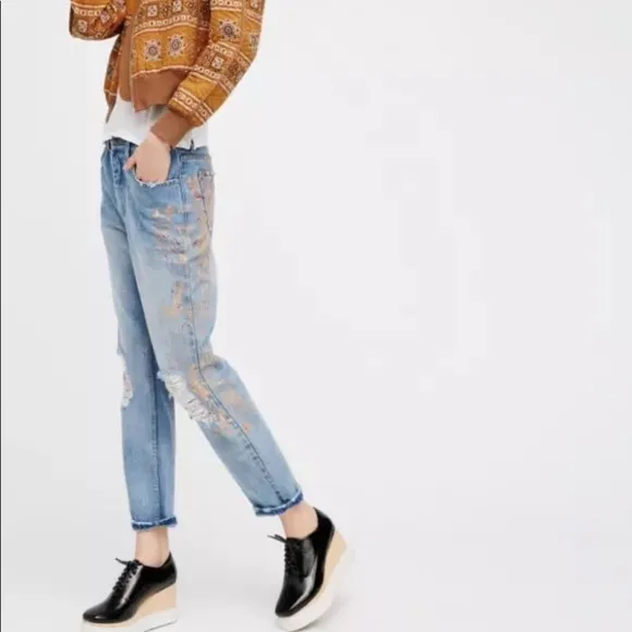 Free People gold stencil distressed jeans - Image 8