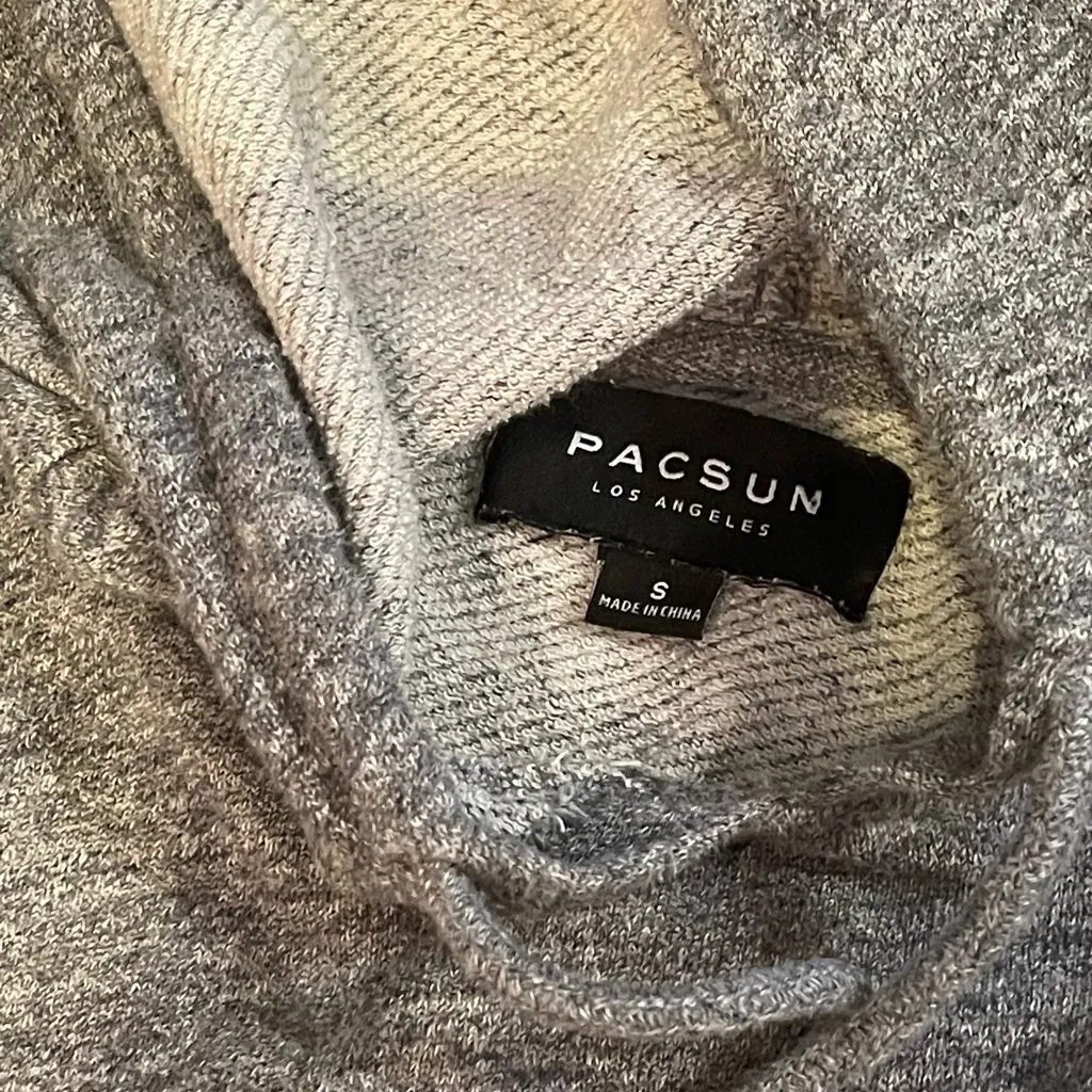 PacSun Gray Hoodie Sweatshirt top with size zippers woman’s small - Image 5