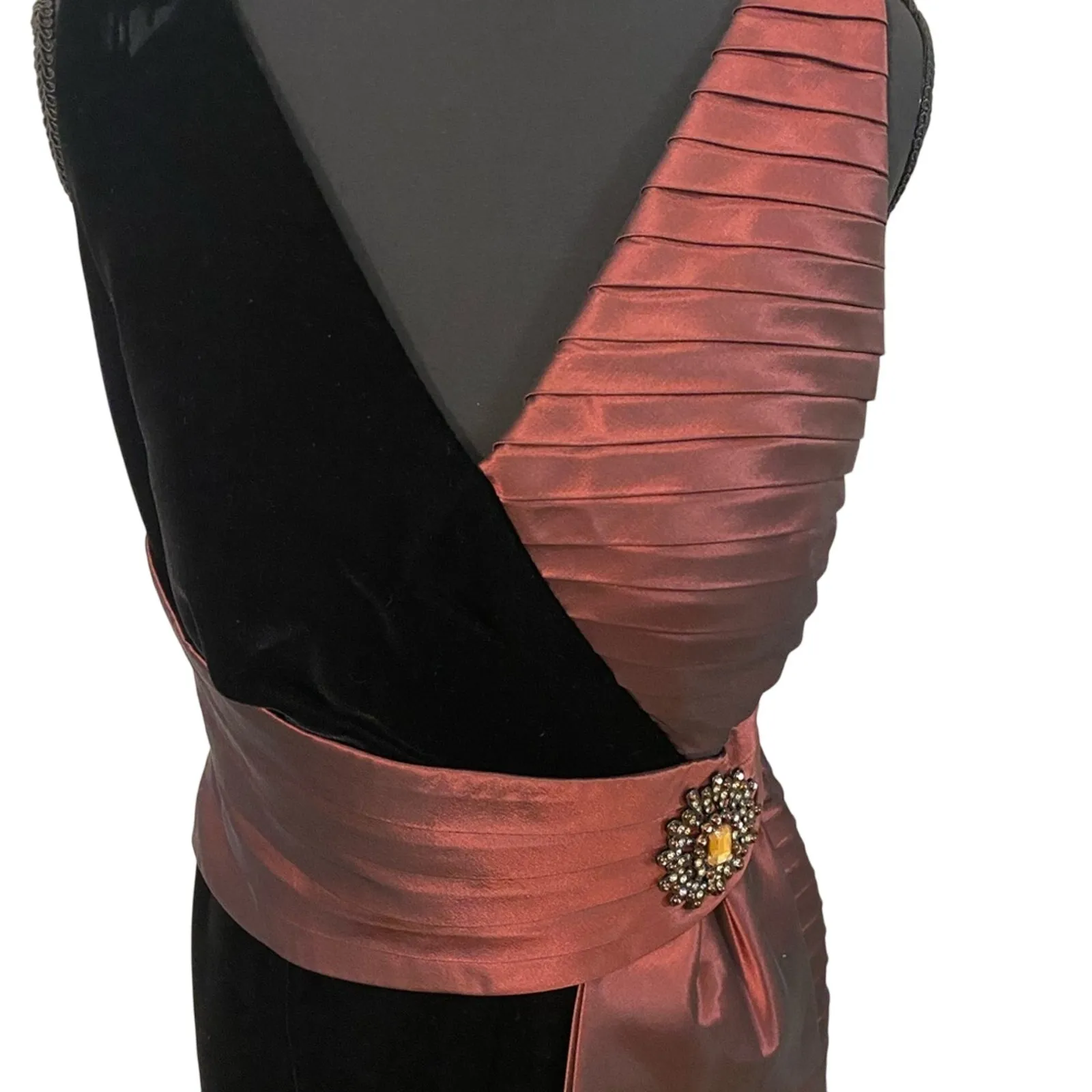 Kay Unger Witchy Whimsigoth Dark Merlot Jeweled Silk Velvet Cocktail Dress‎ (6) - Image 4