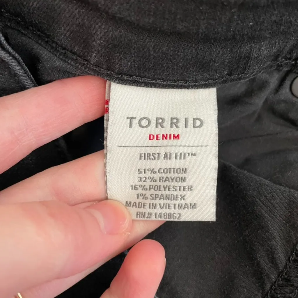 TORRID Plus Size Slim Boot Jean Vintage Stretch Black Mid Rise Bootcut Jeans 18 - Image 13