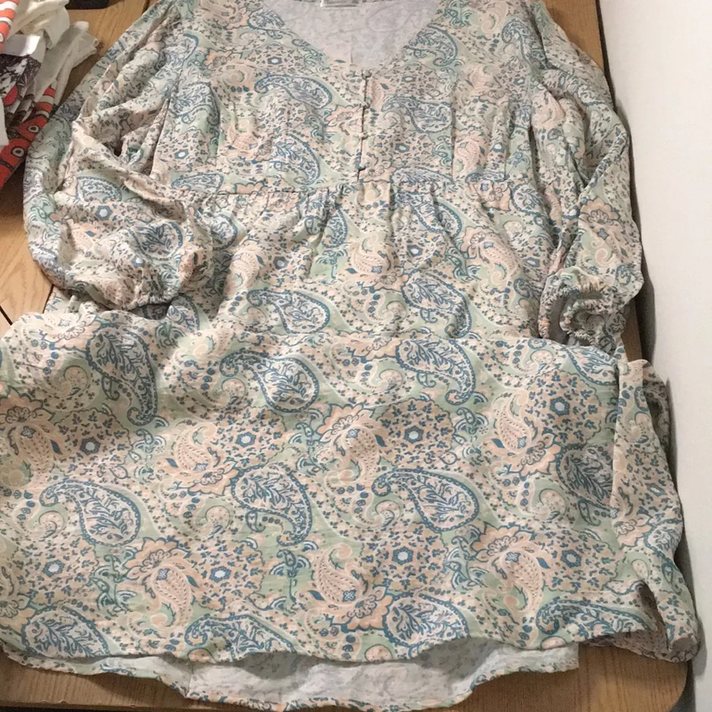 New Women’s 89th & Madison Paisley Print Lightweight Maxi Dress Size 3X Blue - Image 2