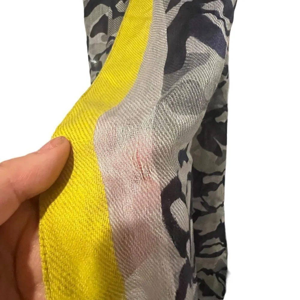 None Lovely lightweight camo print rectangular scarf in blue, grey and yellow - Image 4