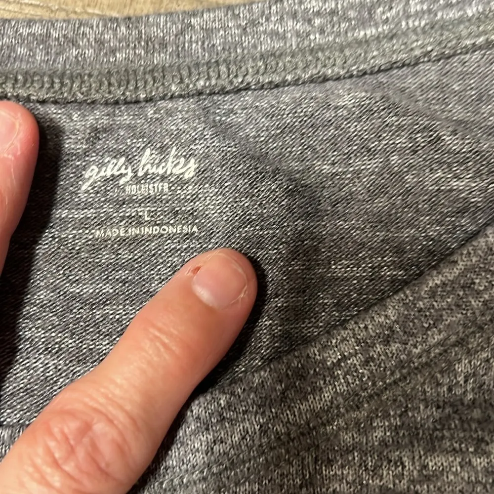 Gilly Hicks by Hollister Sweater Womens Size Large Gray Long Sleeve EUC - Image 3