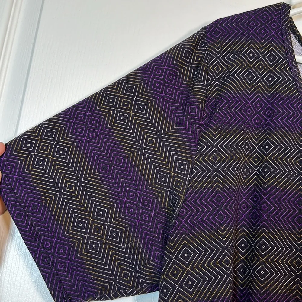 Lularoe Perfect Scoop Neck Black Yellow S/S Pullover Shirt Size 3XL EUC #7593 - Image 3