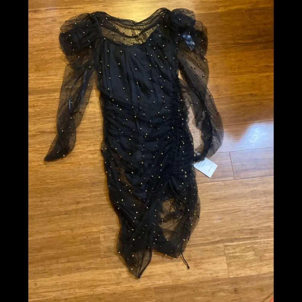 For love and lemons Clemence Midi Dress in Noir - Image 7