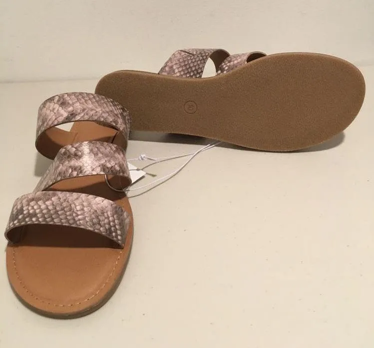 Snake Print Sandals Gray Size 10 - Image 3