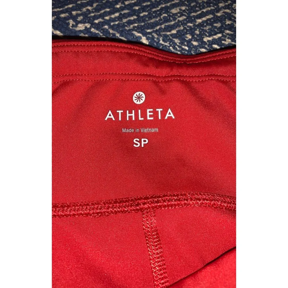 Athleta aura sonar mesh rust capri leggings size small - Image 5