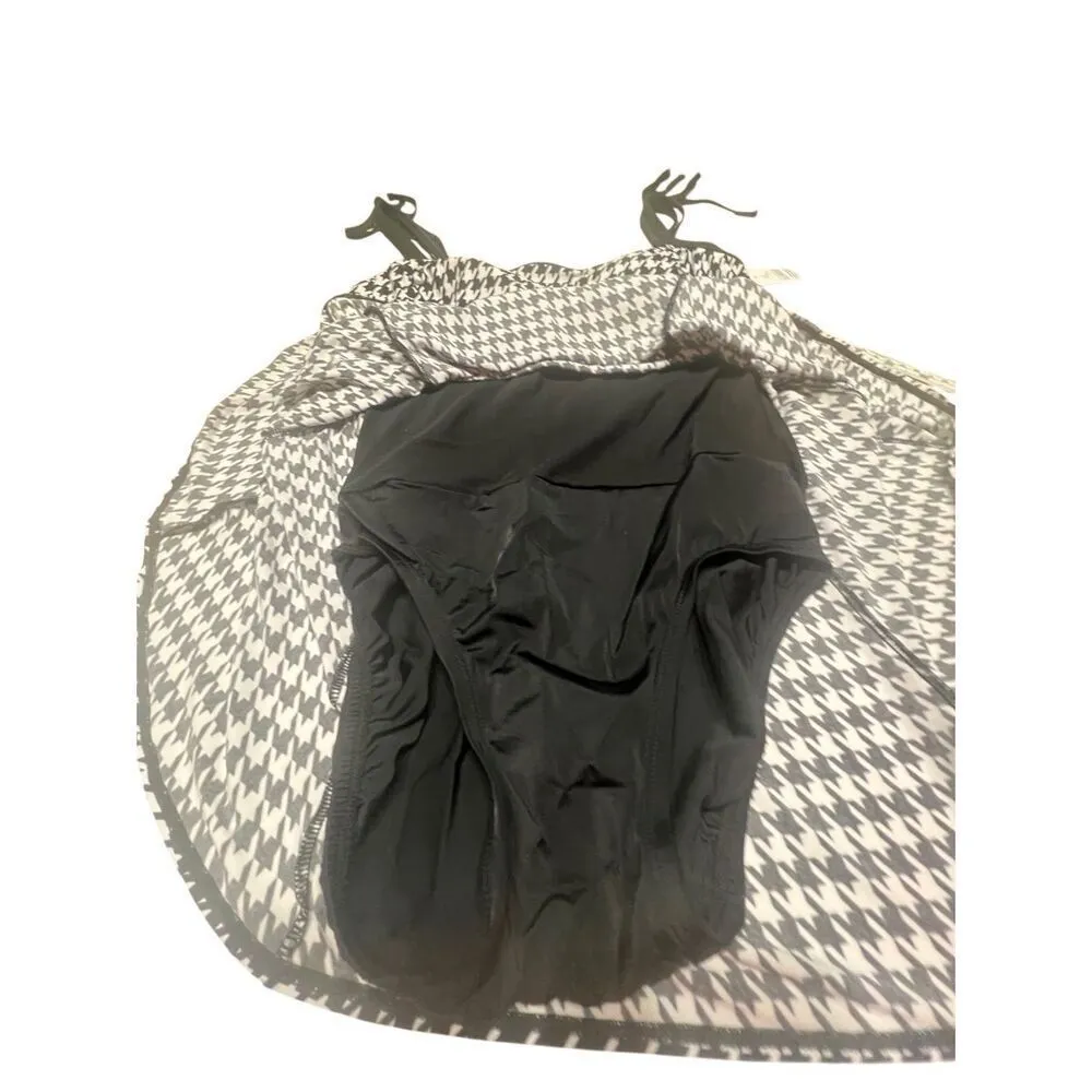St. John’s Bay One Piece Swimsuit Black/White Sz 8 NWT - Image 9