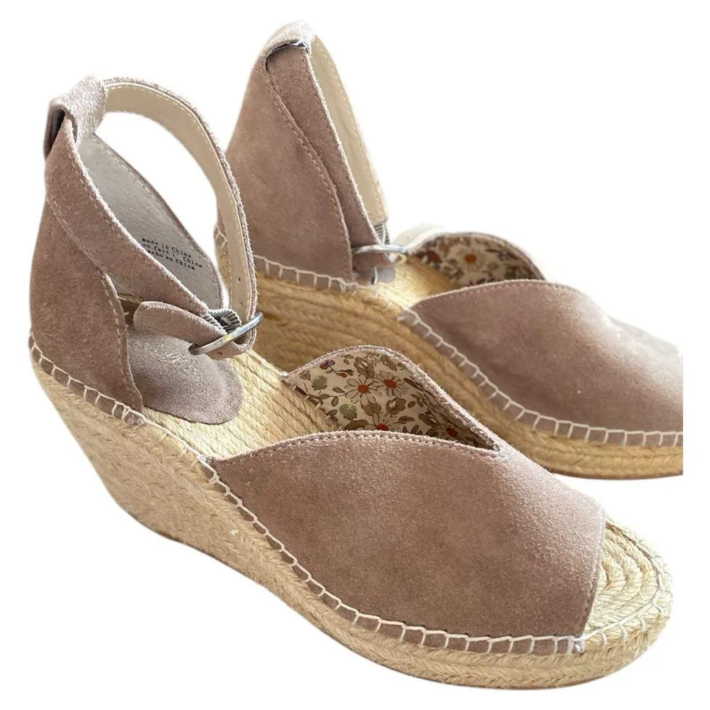 Seychelles Espadrille Wedge Suede Sandal
Women Size 6 - Image 3