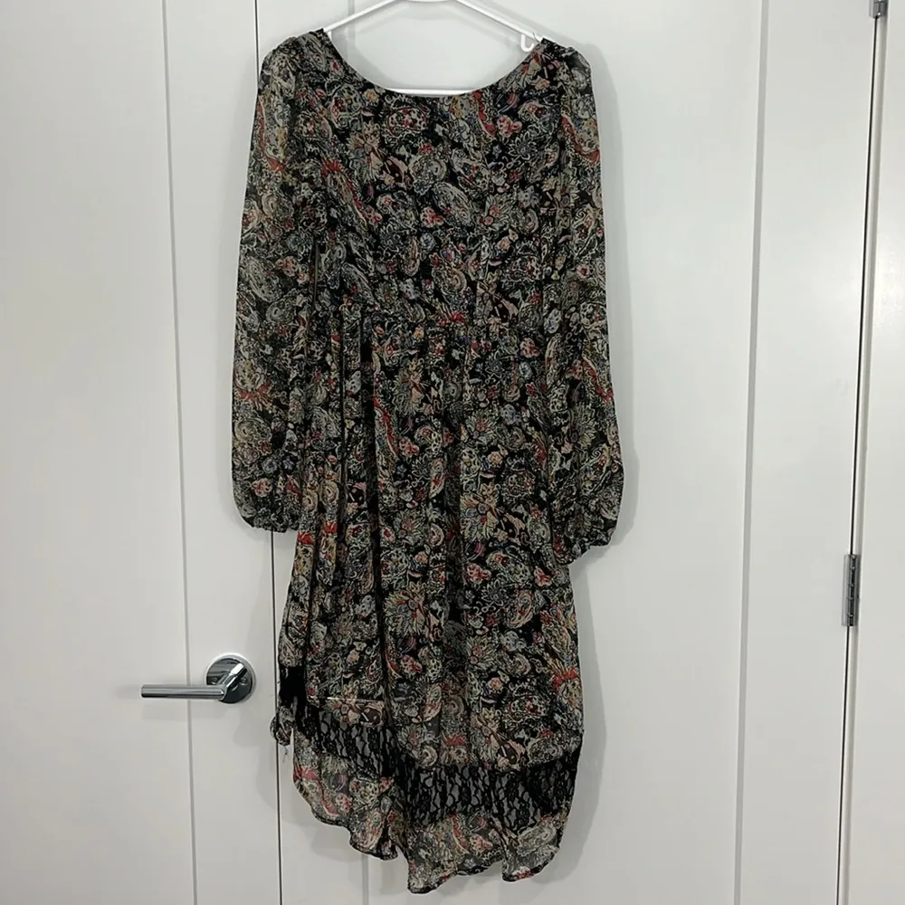 Band of Gypsies Medium Black Floral Square Neck Midi Dress - Image 4