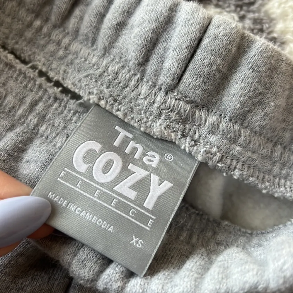 tna cozy fleece shorts - Image 2