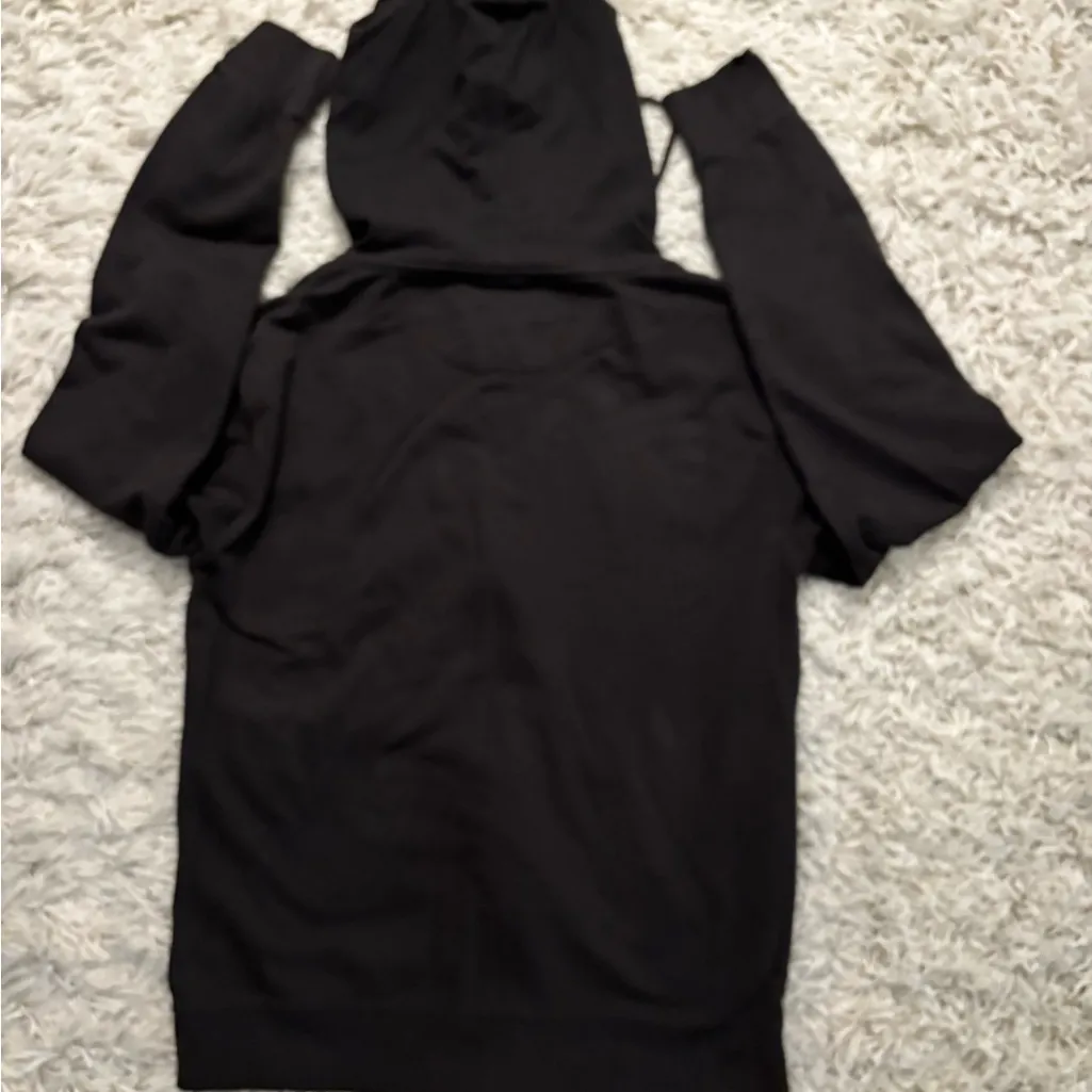Essential Black Full Zip - Image 5