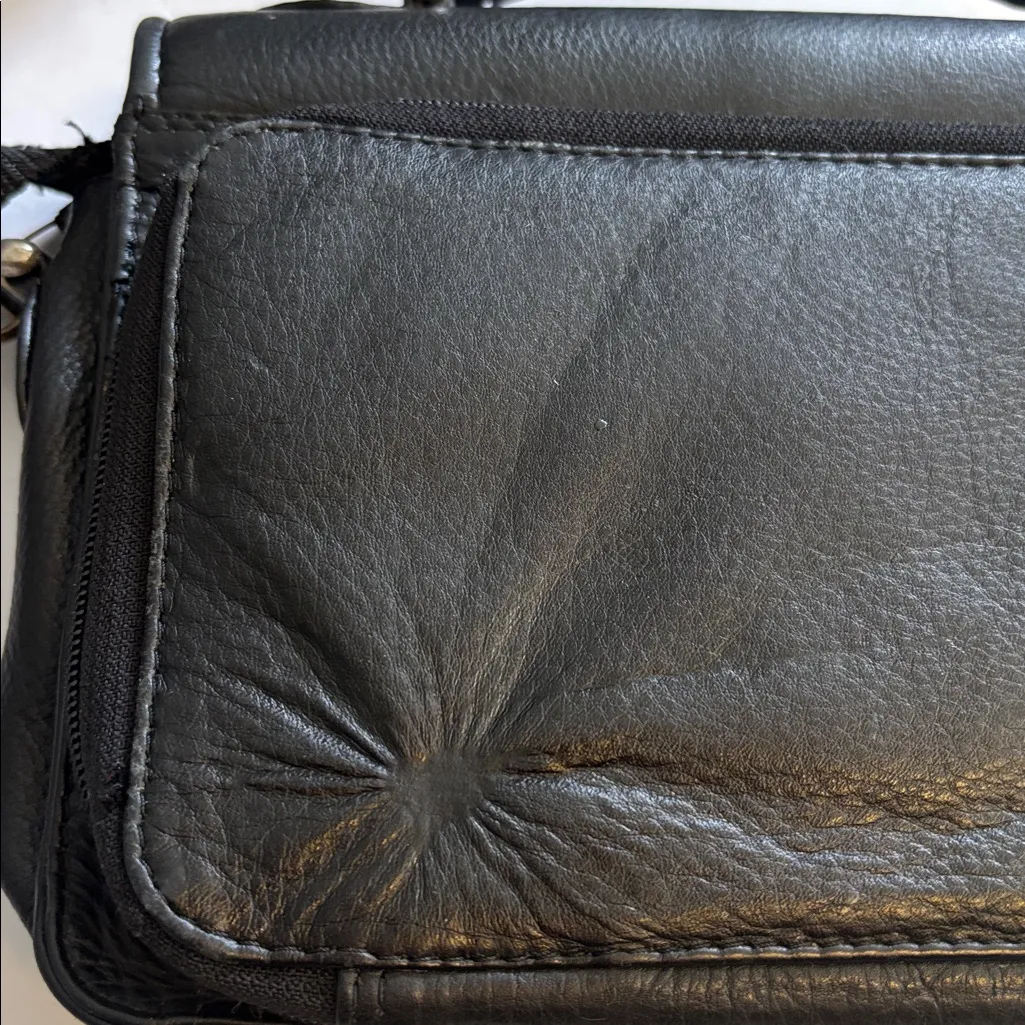 EAST WEST BRAND BLACK LEATHER MINI MESSENGER BAG/WALLET/TRAVEL BAG TOP HANDLE - Image 6