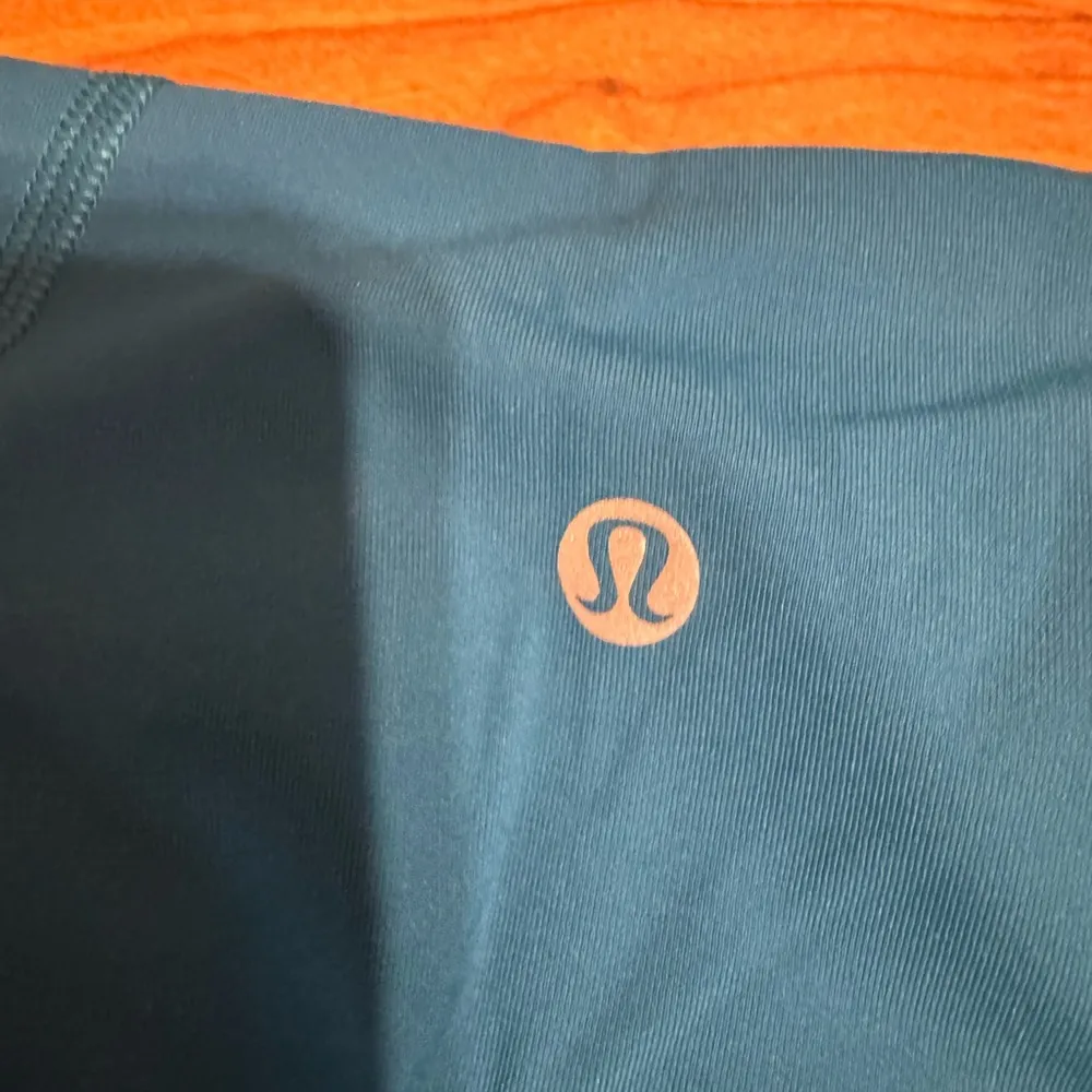 Lululemon leggings - Image 4