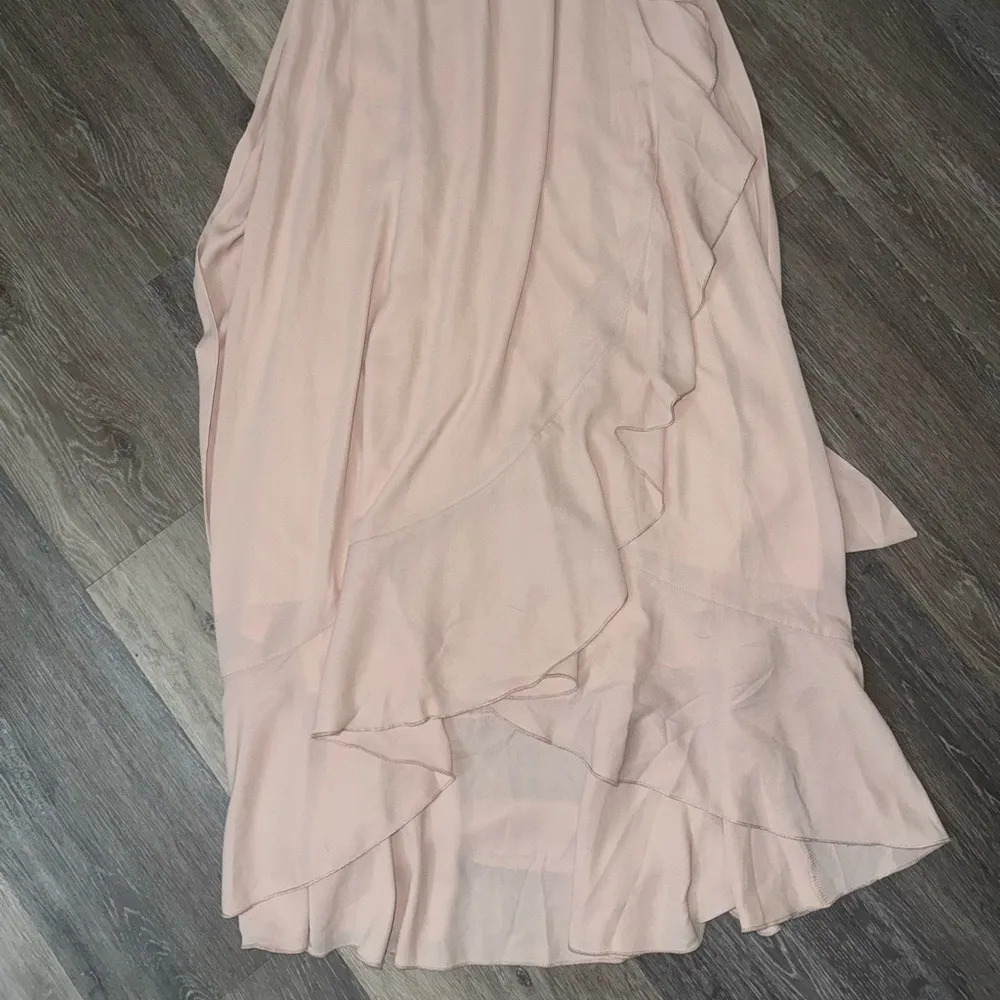 BNWT Show Me Your MuMu Jess Riffle Midi Dress Blush Pink - Size Medium - Image 5