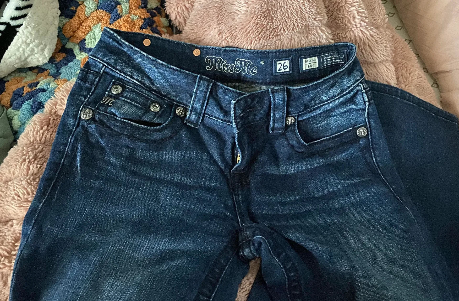 Miss Me Dark Jeans - Image 3