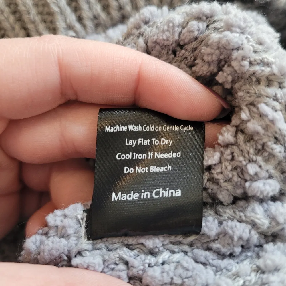 POL Gray Popcorn Knit Hoodie Sweater - Image 9