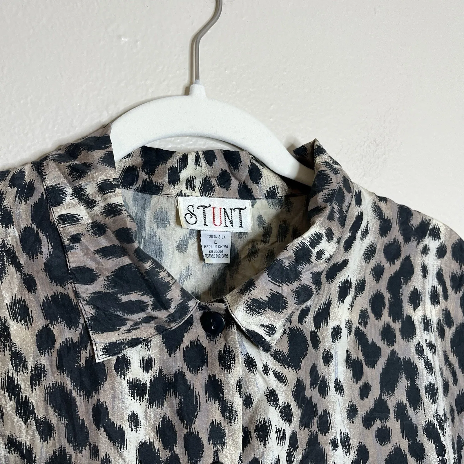 Vintage Silk Button Up Blouse Top Animal Print Women Cheetah 90s Friends M Y2k Brown Size M - Image 4