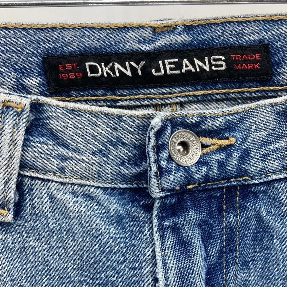 DKNY Mom Jeans, Y2K, Minimalistic, Fashionista, Casual, Vintage 90s - Image 3
