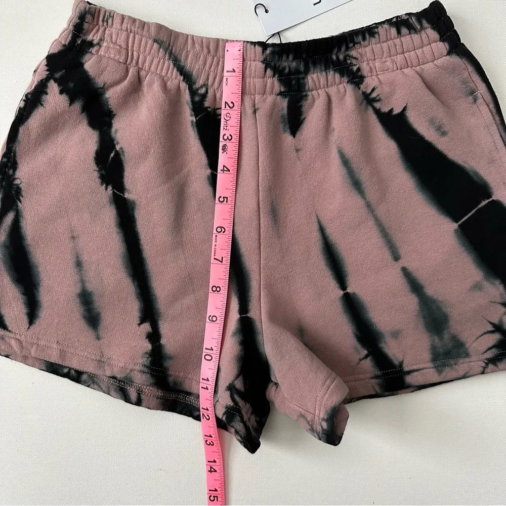UGG Tie Dye Short Size XS Women - Image 13