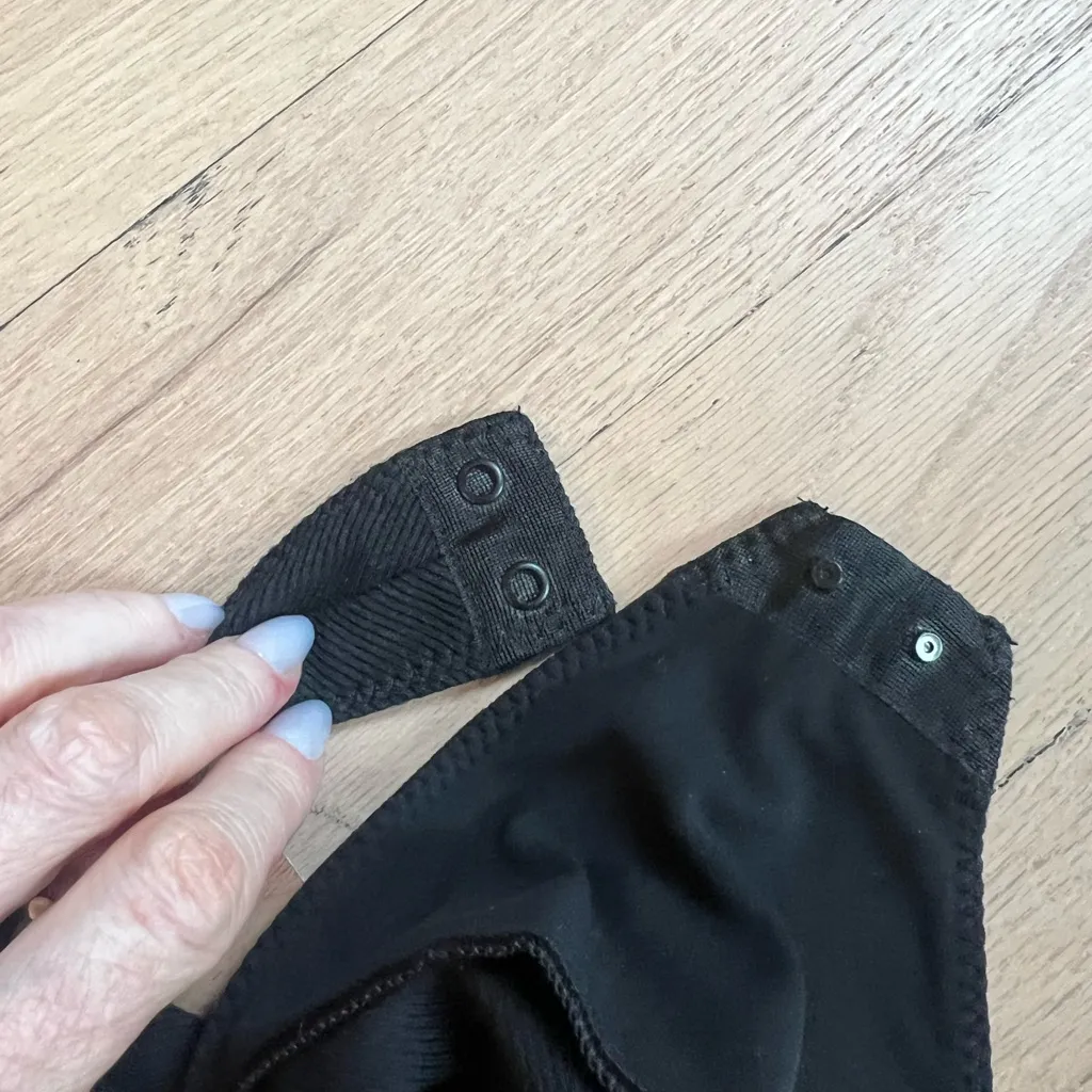 NWOT Athleta black ribbed bodysuit size small - Image 7