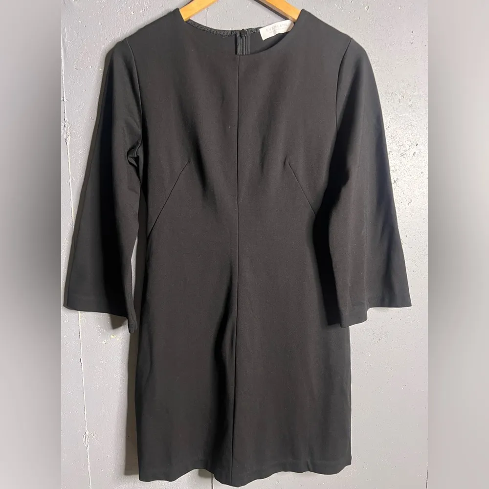 Everlane Long Sleeve Shift Dress in Black in size 4 - Image 3