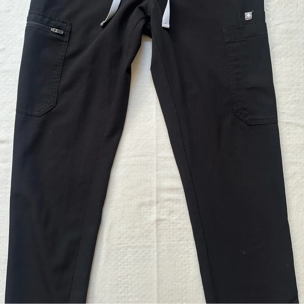 Yola Skinny Scrub Pants in Black Size XS Original Waistband - Image 4