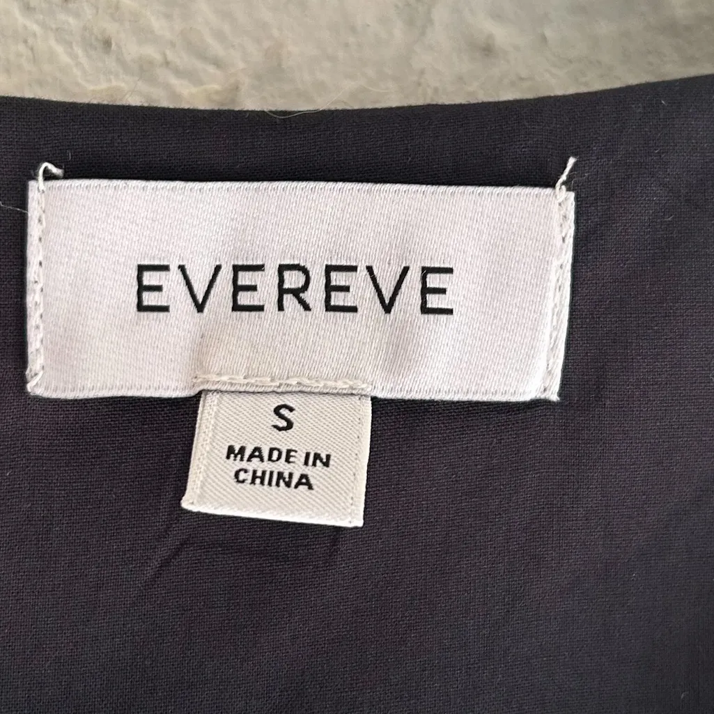 Evereve Georgia Floral Midi Dress Black Small - Image 6