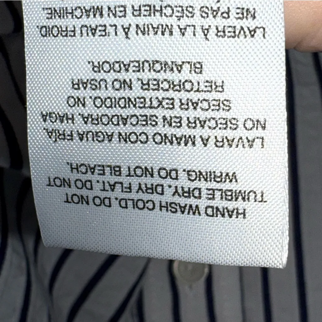 Thread & Supply Blue and White Cotton Seersucker Preppy Button down Medium - Image 6