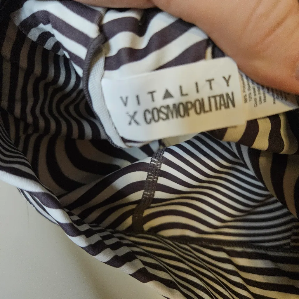 Vitality x Cosmopolitan Ascend Scoop Bra+ Wavelength Cosmopolitan XL Gray White - Image 8