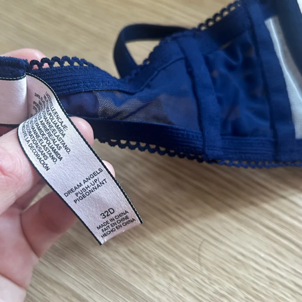 Victoria’s Secret - Dream Angels Push Up Lace Bra - Image 4