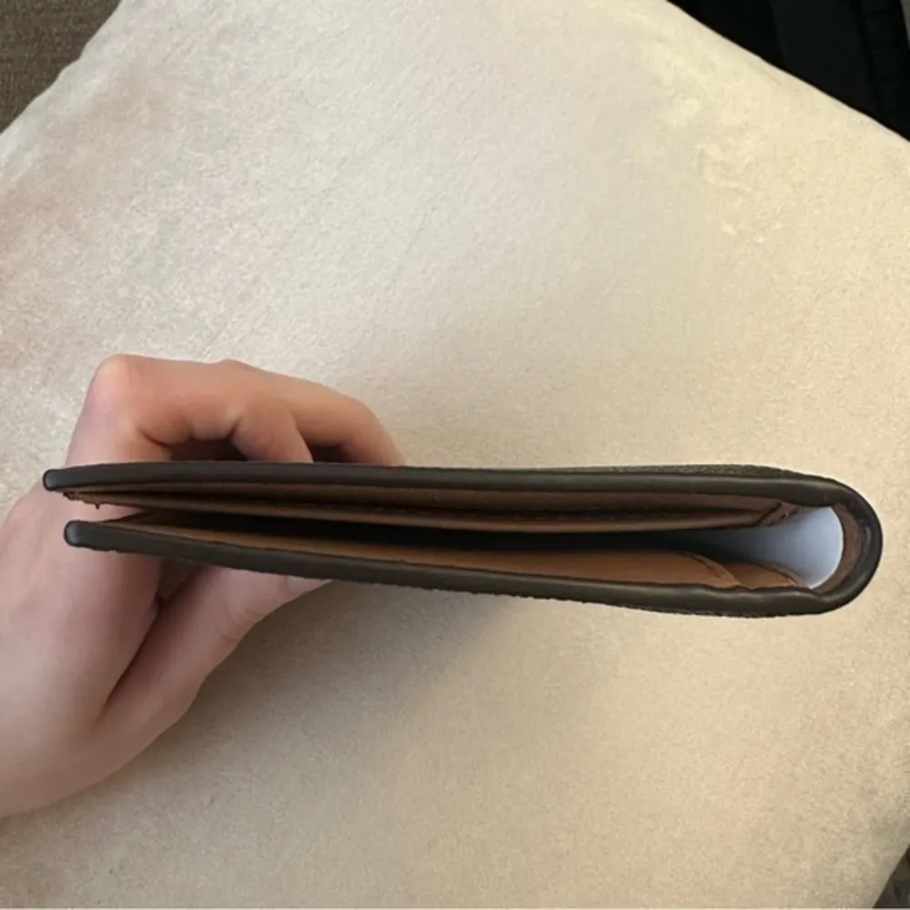 NEW Michael Kors canvas passport cover - Image 7