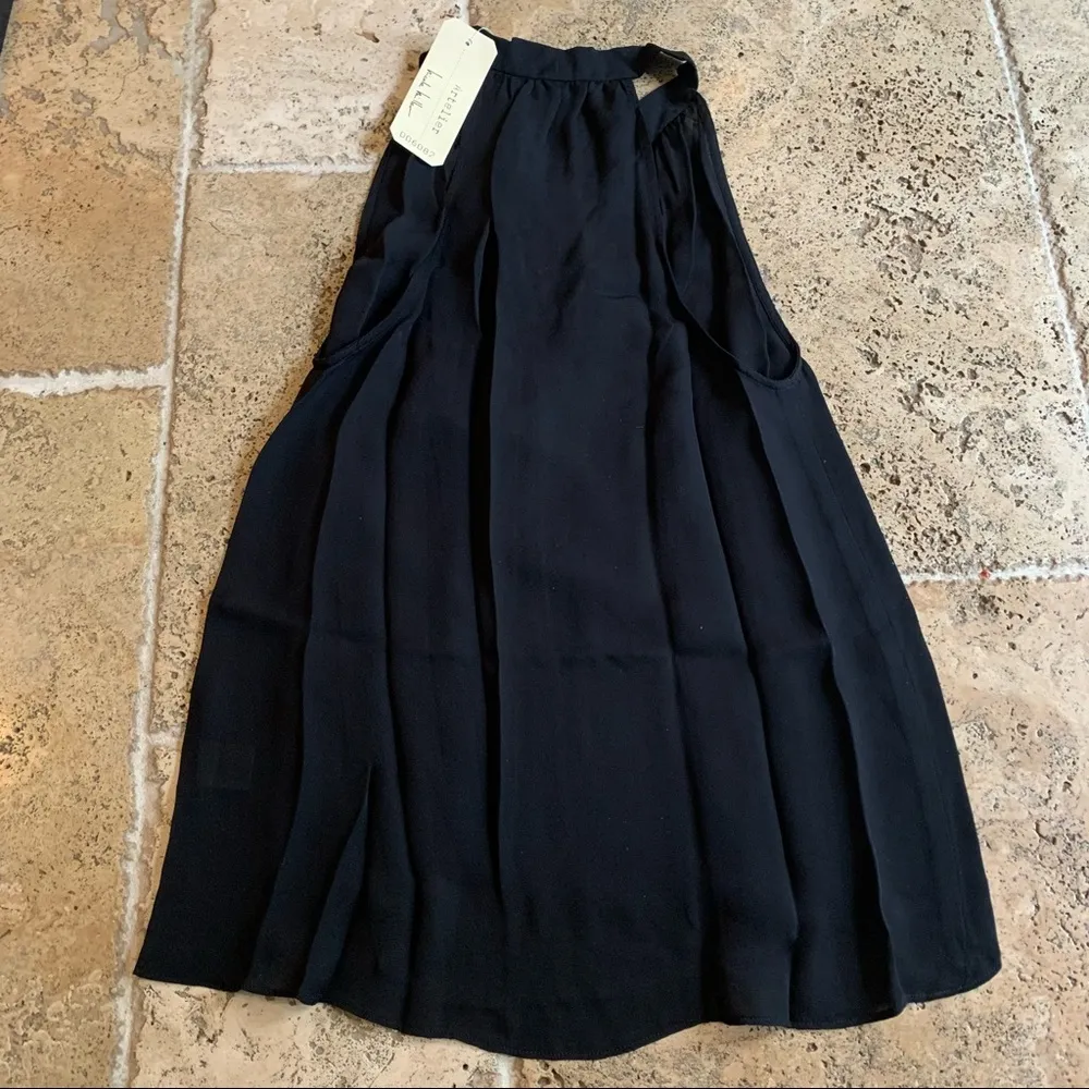 Artelier Nicole Miller Black Silk Tie Mock Neck Front Tie Silk Tank Top - Image 4