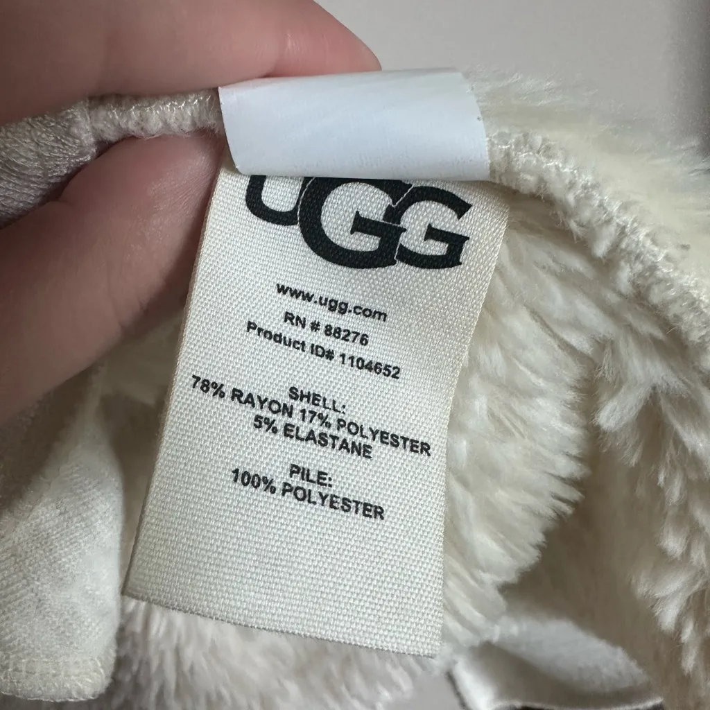 UGG  Abriana Sherpa Shawl Cardigan Heather White Medium - Image 5