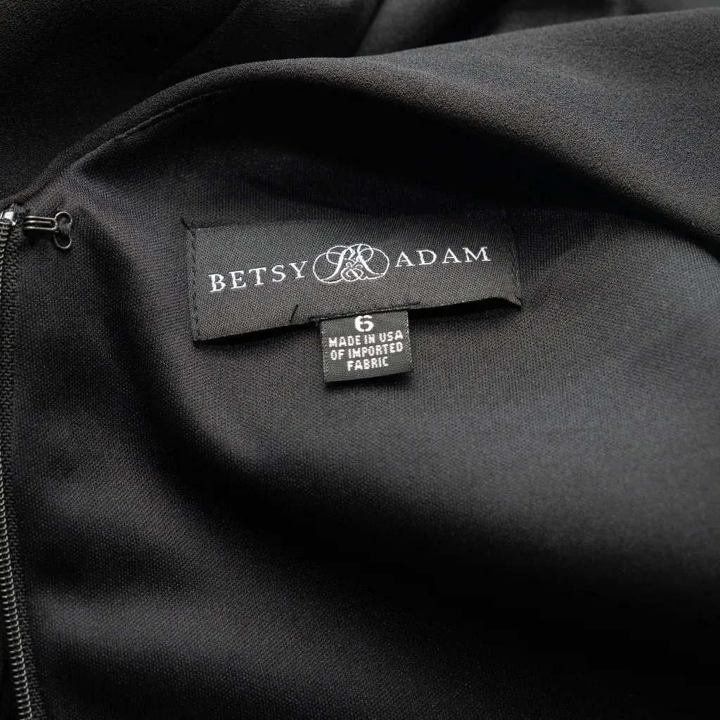 Betsy & Adam. Christine Scuba Crepe Ruffled Bow Gown. - Image 4