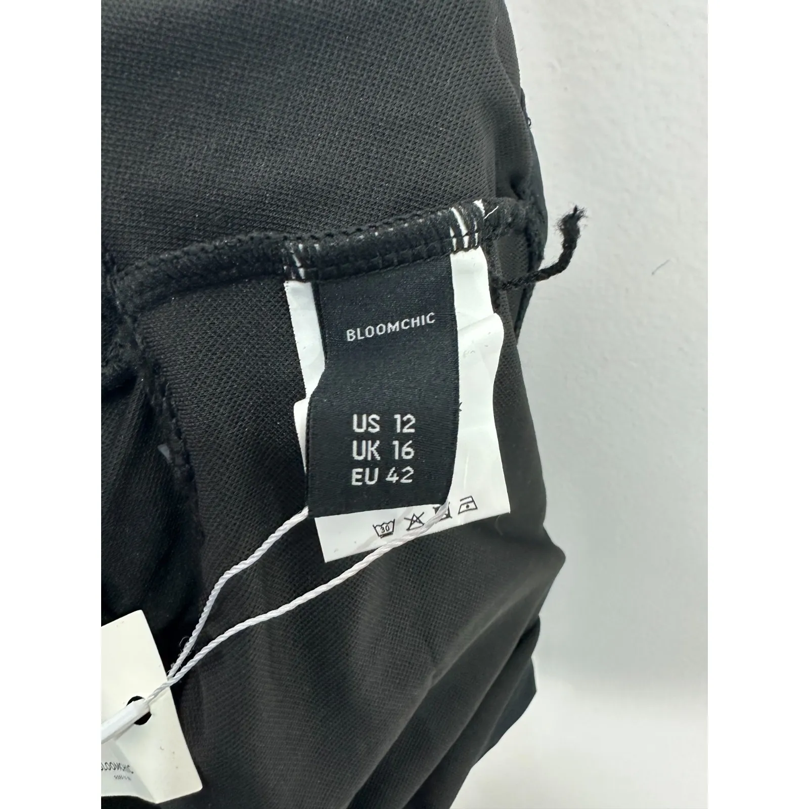 NWT Bloomchic 12 Black Plain Ties Wrap Flutters Swim Dress One Piece Swimsuit - Image 5