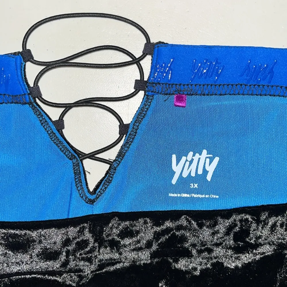 Yitty Sz 3X Iconic Black Crushed Velvet Plusshy Shaping High Waist 7/8 Leggings - Image 4