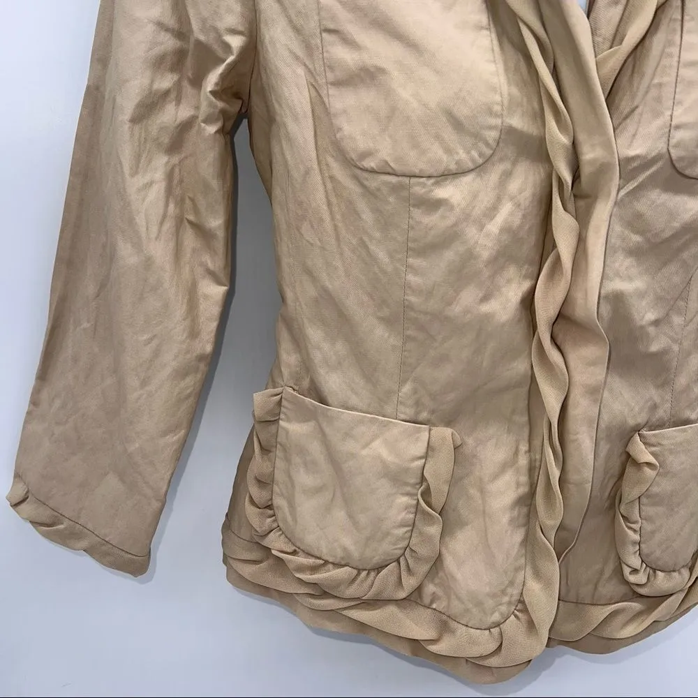 T Tahari - Glistening Tan Metallic Ruffled Blazer/Jacket - Image 4