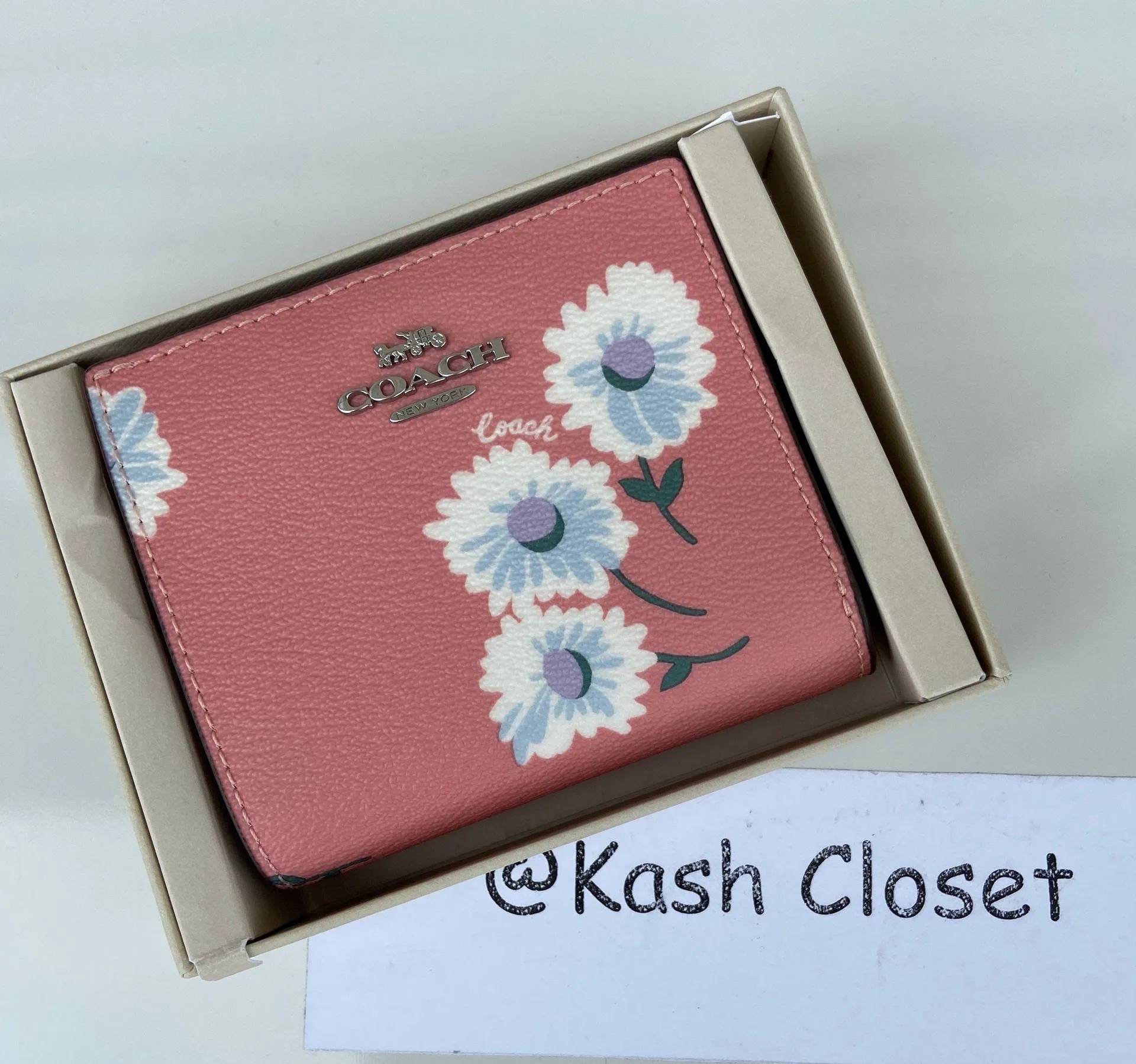 Coach Women's Boxed Daisy Printed Snap Wallet - Image 6