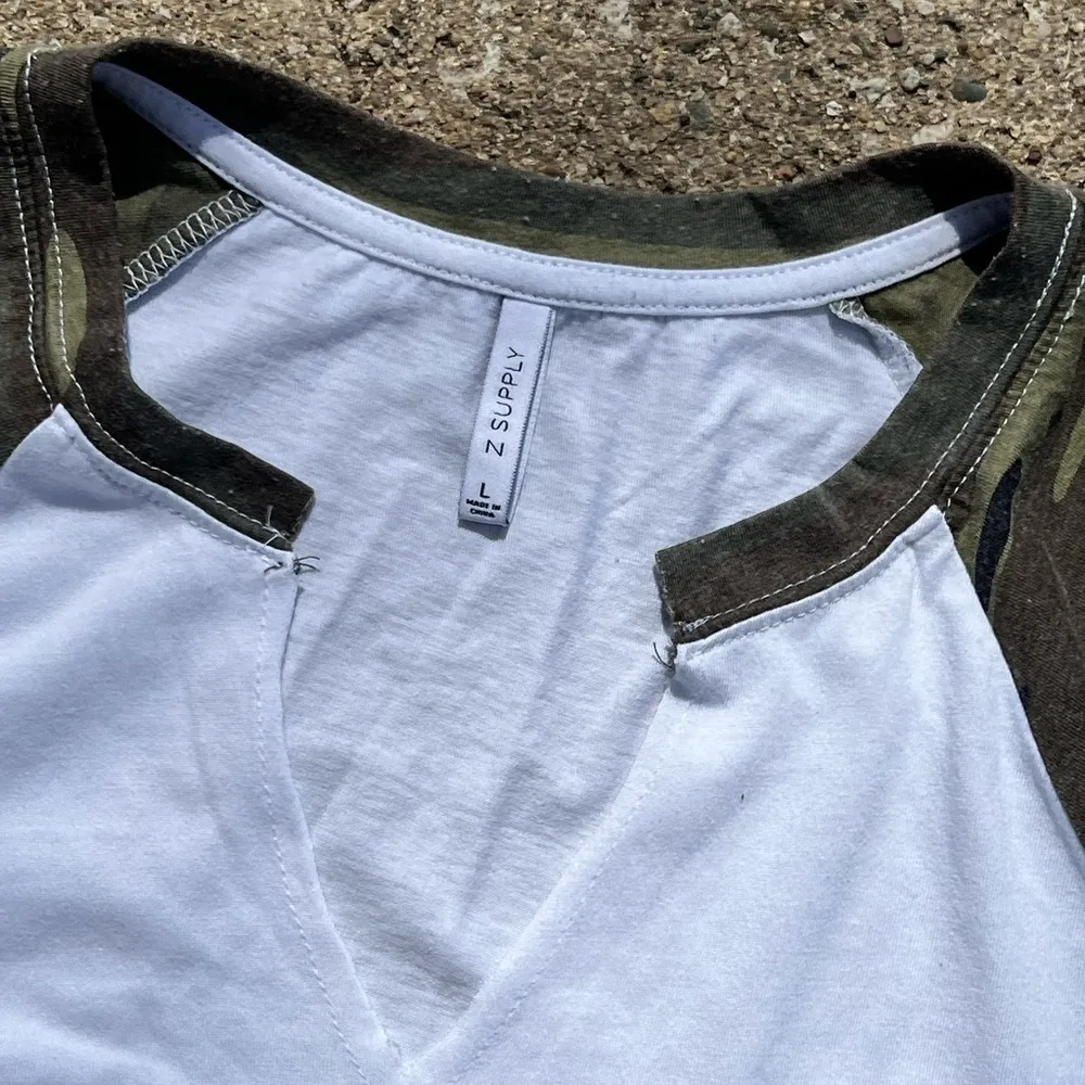 Z Supply from Buckle Camouflage Sleeve Raglan Shirt - Image 2