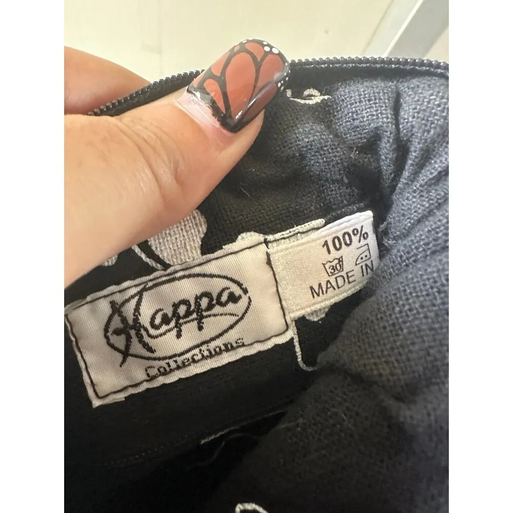 Happa Collections 100% Hemp Embroidered Flowers Inside Zipper Crossbody Bag - Image 5